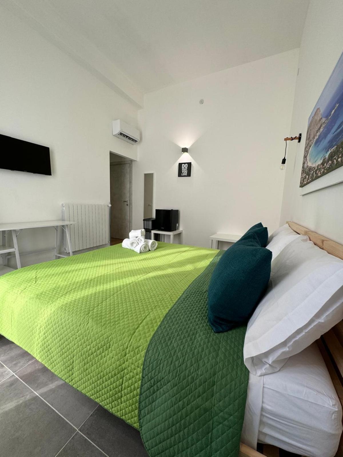 My Happy Place Rooms Palermo Exterior photo
